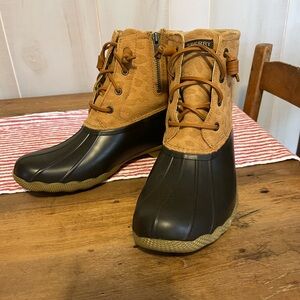 Sperry Women's leopard print duck boots